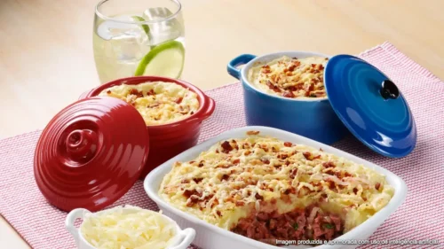 Escondidinho de Calabresa com Mandioca