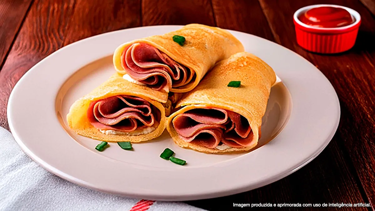 Crepe de mortadela royal com creme de ricota