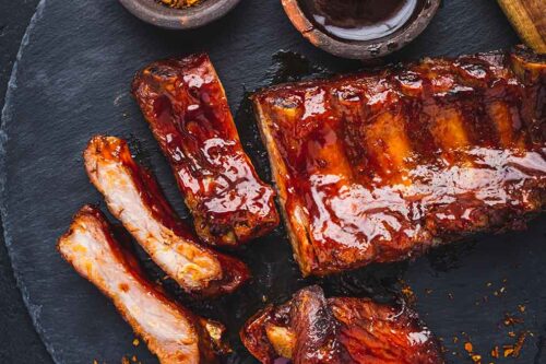 Receita de costela barbecue: 5 ideias gourmets para provar
