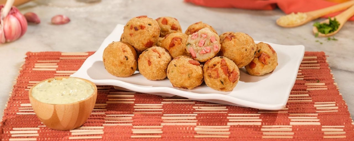 Bolinho de mortadela