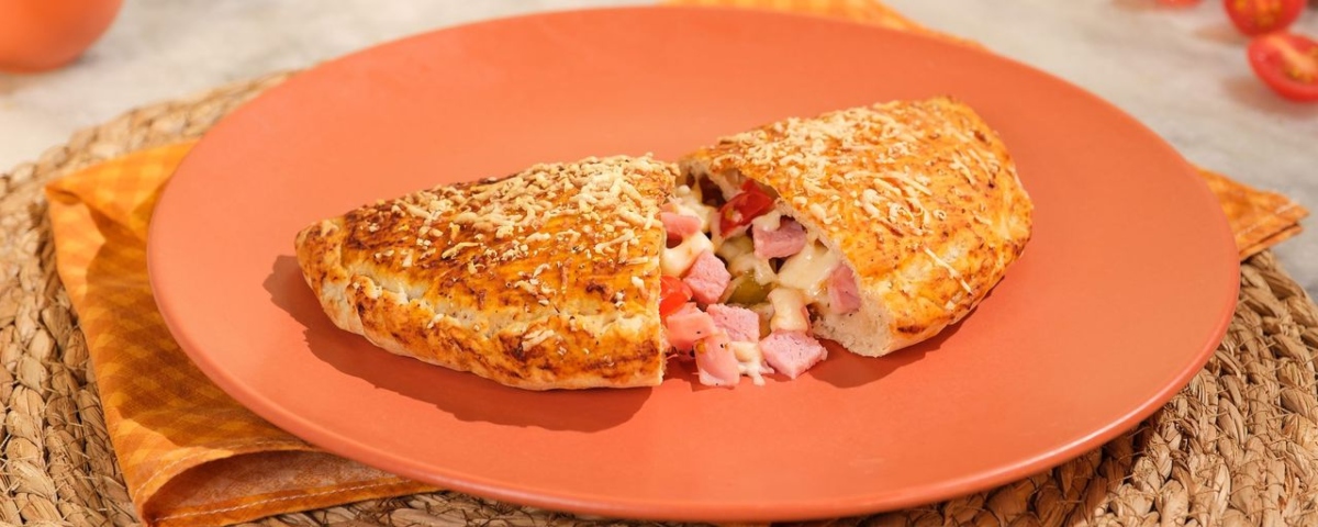 Calzone de presunto e queijo