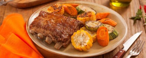 Costela de Porco com Legumes Assados