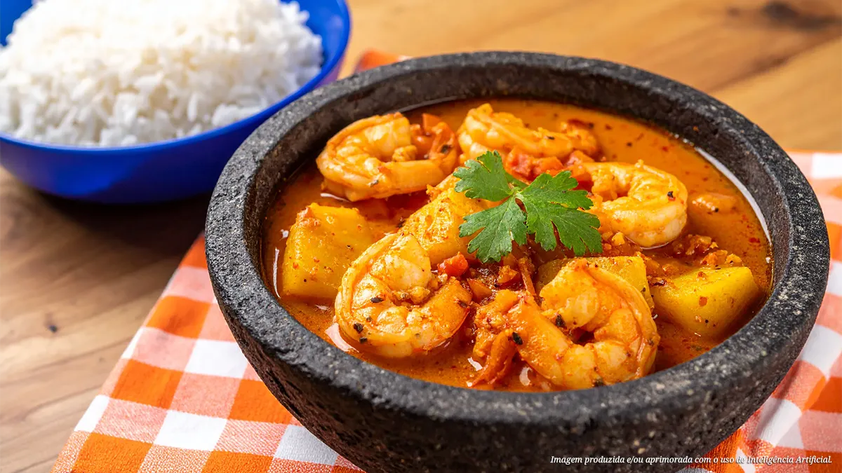 Caldo de camarão com mandioca