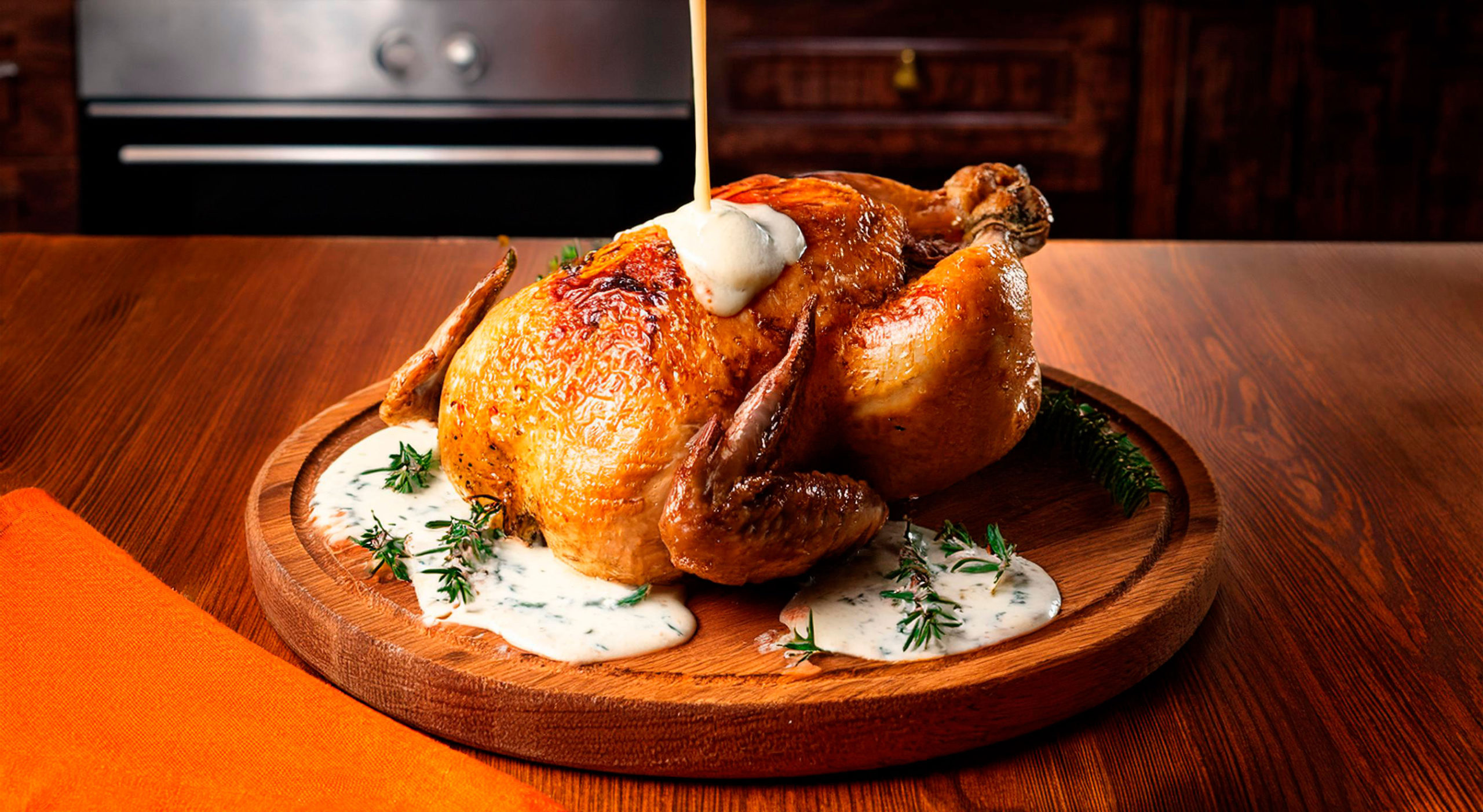 Ave Fiesta com molho cremoso de gorgonzola