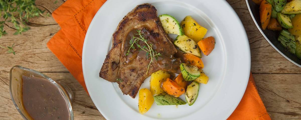 7 acompanhamentos para pratos com bisteca de porco