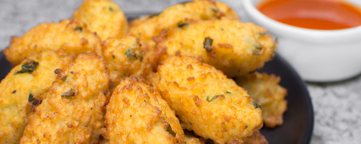 bolinho-de-arroz-com-frango-1
