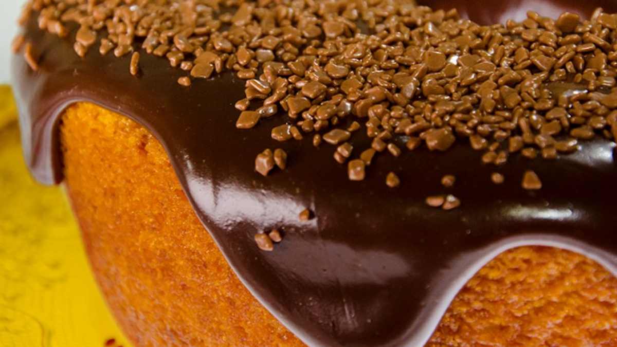 bolo-de-cenoura-portal-minha-receita-1