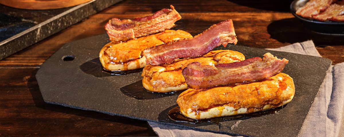 Bomba de creme com bacon crocante