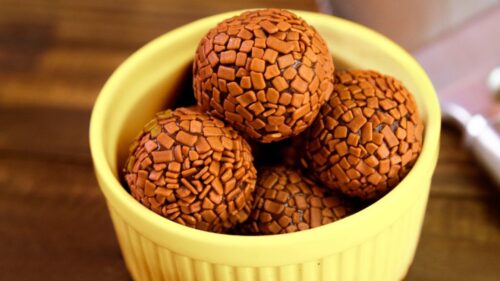 Quantos brigadeiros se faz com uma lata de leite condensado?