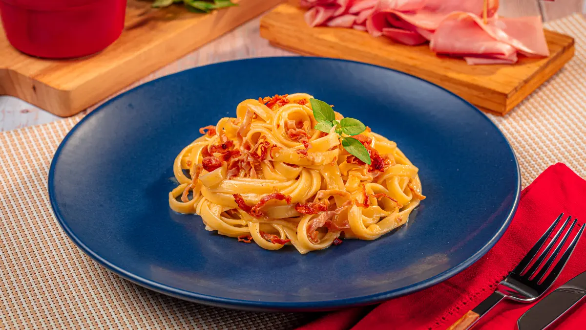carbonara-de-mortadela-portal-minha-receita