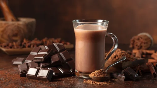 Choconhaque: aprenda a fazer a bebida invernal que é uma combinação deliciosa