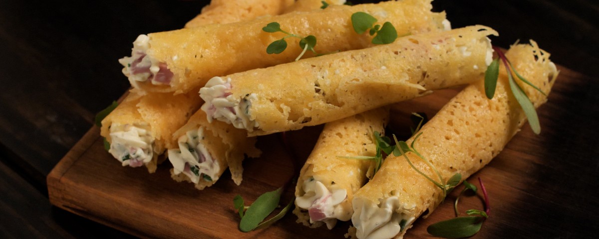 Cannoli Salgado de Mortadela Defumada