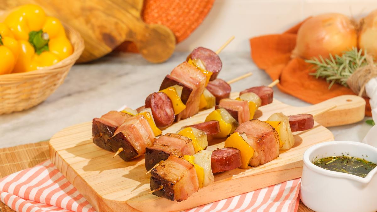 espetinho-misto-portal-minha-receita