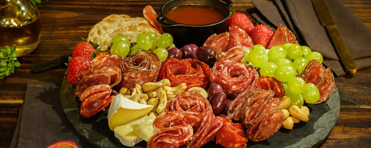 Flor de Salame na Tábua de Frios