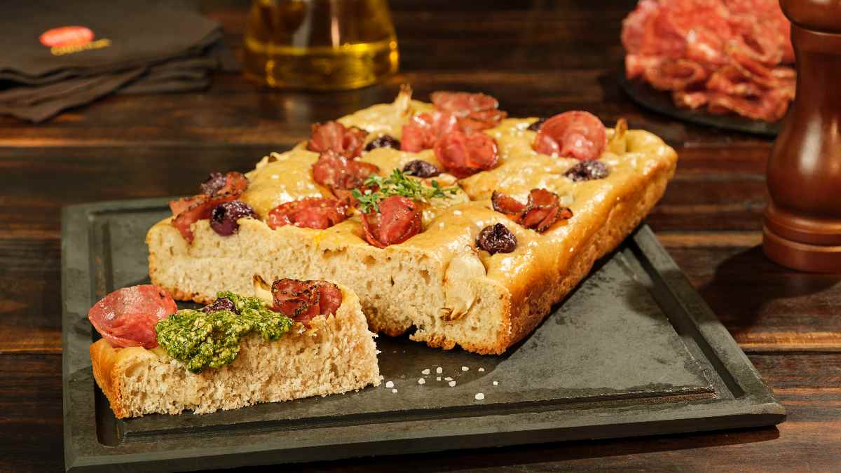 Focaccia de salames