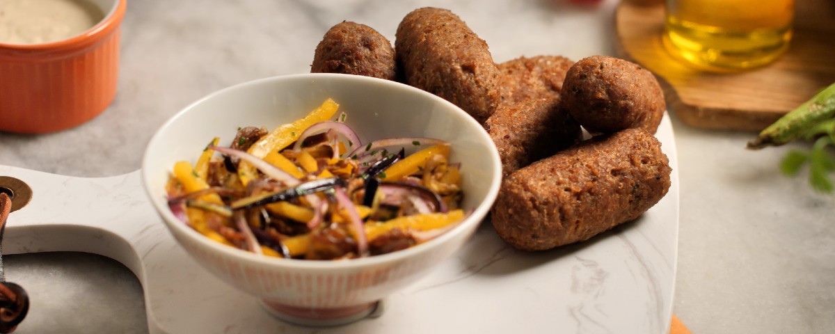 kibe-assado-no-forno-com-salada-de-berinjela-frita