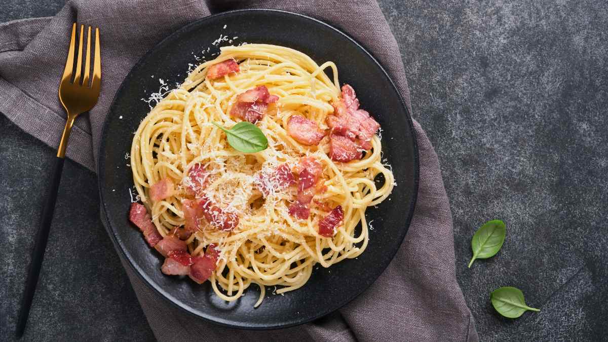macarrao-alho-e-oleo-com-panceta-suina-portal-minha-receita
