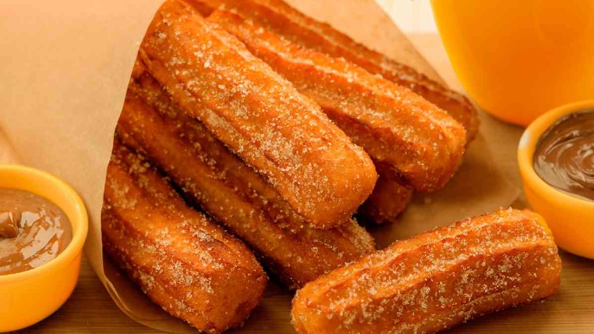 Receita de churros: 5 doces com o sabor que todo mundo ama