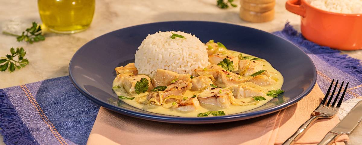 Filé de merluza ao curry