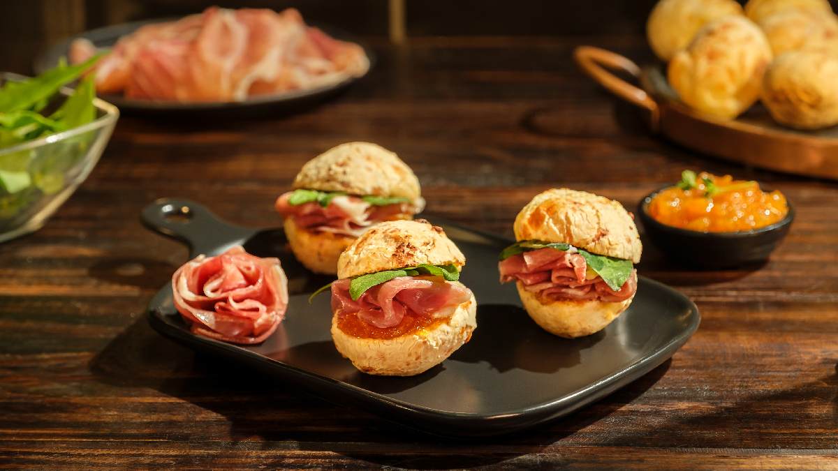 Pão de Queijo com Presunto Parma