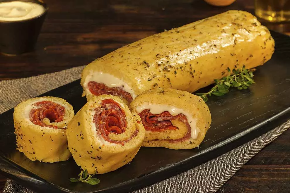 4 formas diferentes de fazer a receita de rocambole