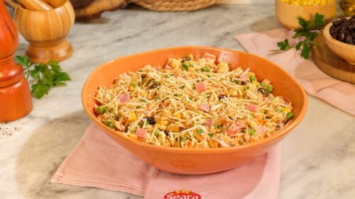 Salpicão de frango com creme de leite pronto em 20 minutos: receita rápida e deliciosa para os dias quentes