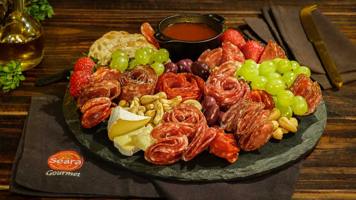 Como fazer tábua de frios com aperitivos variados