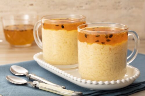 Arroz doce cremoso com maracujá
