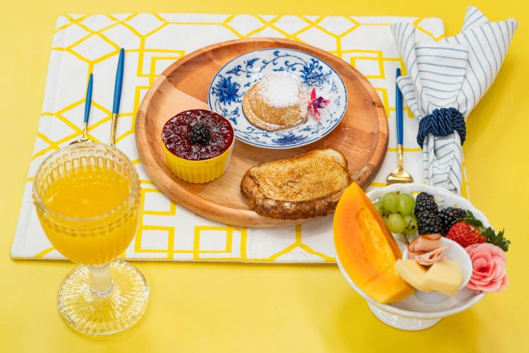Torrada com Delícia e Geléia de frutas vermelhas