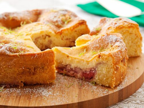 Bolo Amanteigado de Limão e Geleia de Morango