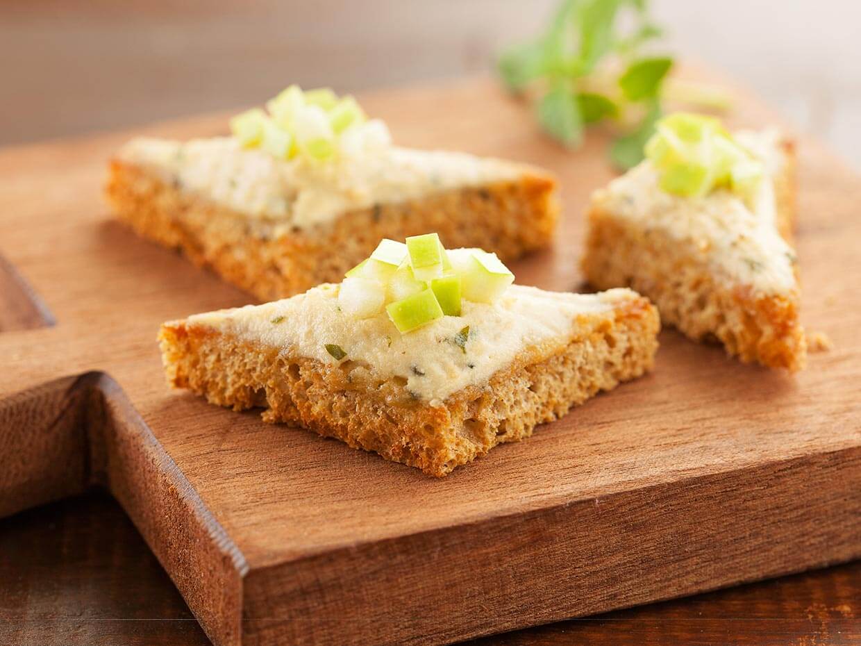 Canapés de Manjericão com Maçã