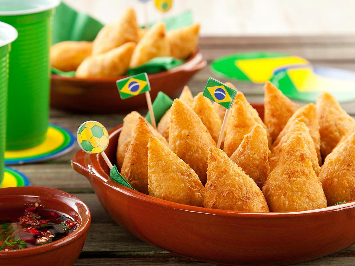 Coxinha de Milho com Costelinha Assada