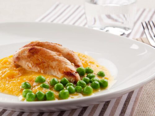 Frango Grelhado com Molho de Damasco