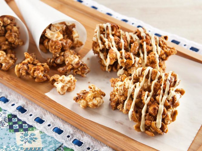 Pipoca com Amendoim e Caramelo