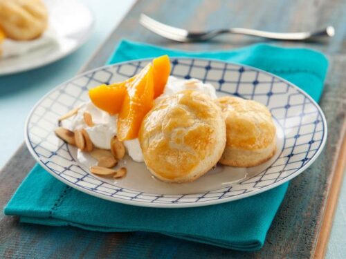 Shortcakes com Pêssegos, Creme e Amêndoas