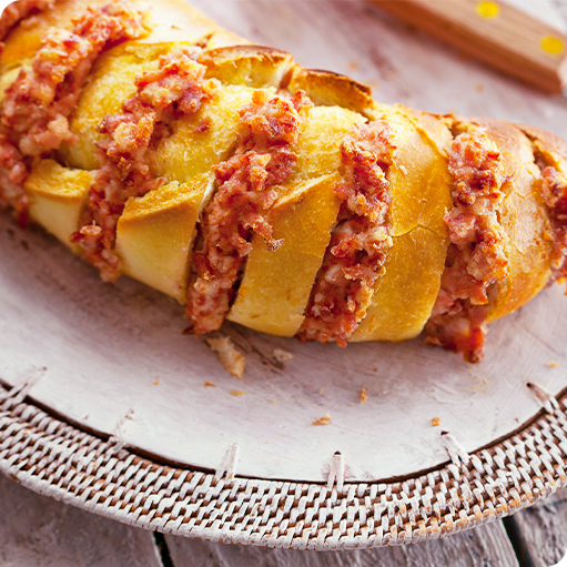 SANFONA DE LINGUIÇA CALABRESA E REQUEIJÃO